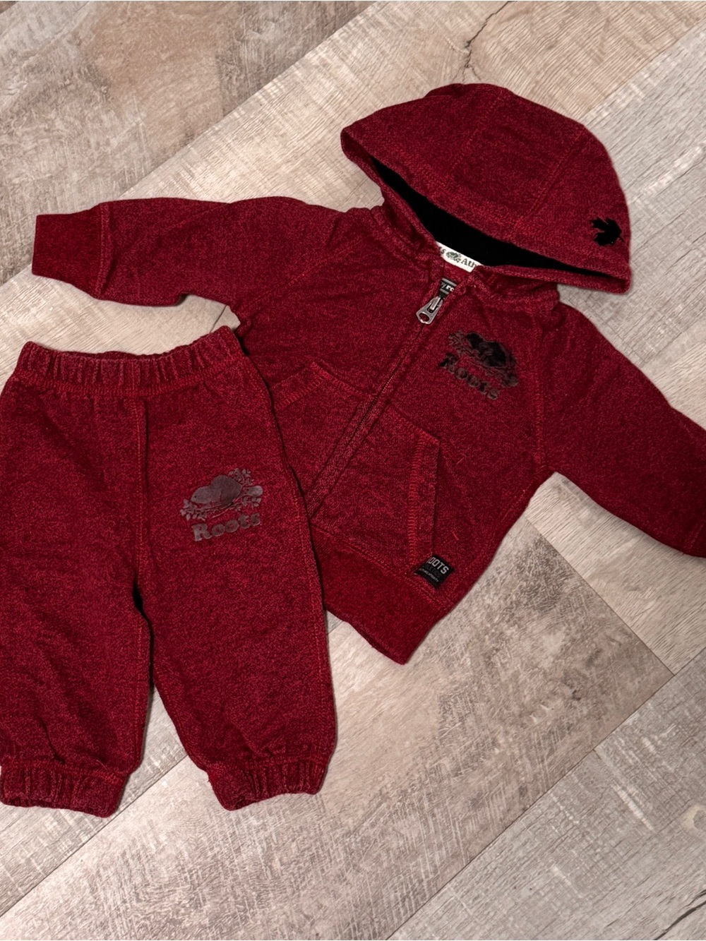Roots Matching Set Maroon 3-6m